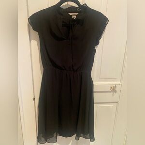 Size 4 H&M Elegant Black Dress